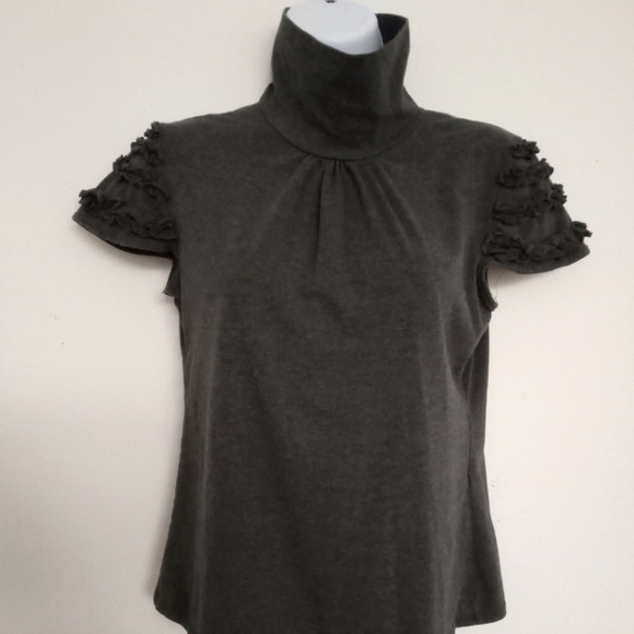 NWT🎁FREE GIFT INCLUDED 🎁 Ruffled Sleeves Blouse Tee Top Women - Picture 6 of 11